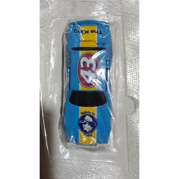 Vintage Lot of 5 Richard Petty #43 1:64 Diecast Hot Wheels Cars Sealed - Picture 5 of 6